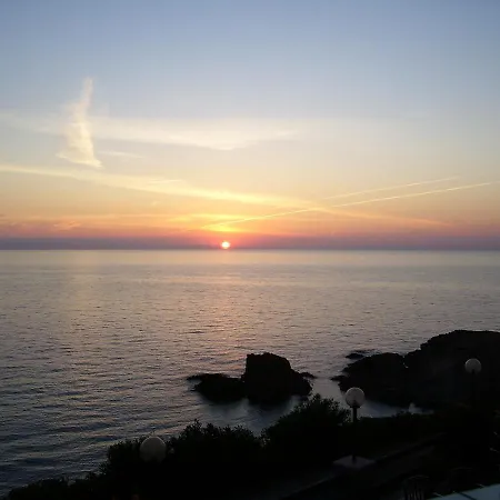 Hotel La Caletta-3
